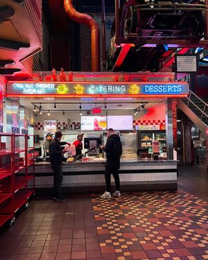 Image post by @viewswithlulu on Instagram