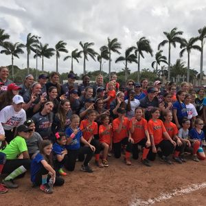 Image post by @fausoftball on Instagram