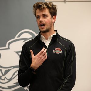 Image post by @washubears on Instagram