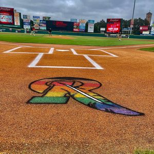 Image post by @rocredwings on Instagram