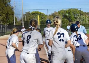 Image post by @yalesoftball on Instagram