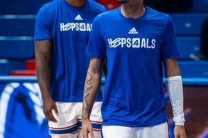 Image post by @KUHoops on Twitter