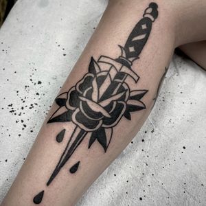 Image post by @jessfoxtattoos on Instagram