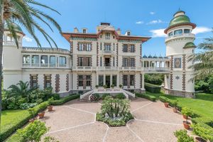Image post by @christiesrealestate on Instagram