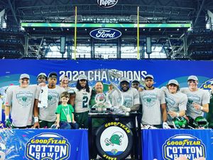 Image post by @greenwavesaac on Instagram
