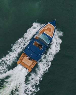 Image post by @aviaraboats on Instagram