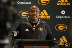 Image post by @gramblingathletics on Instagram