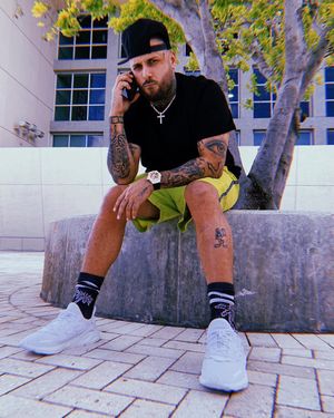 Image post by @nickyjam on Instagram
