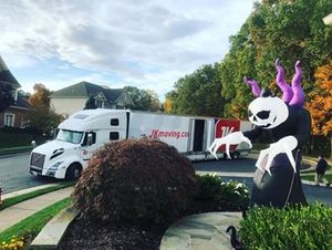 Image post by @jkmoving on Instagram