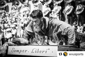 Image post by @wvuswimdive on Instagram