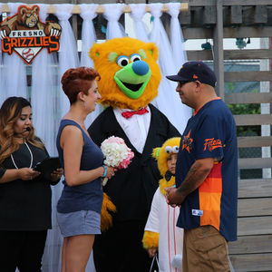 Image post by @fresnogrizzlies on Instagram