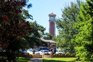 Image post by @uofsouthalabama on Instagram