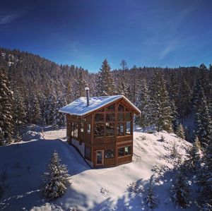 Image post by @christiesrealestate on Instagram