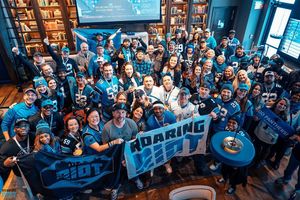 Image post by @roaringriot on Instagram