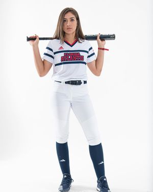 Image post by @fausoftball on Instagram