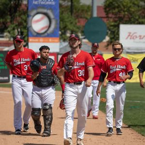 Image post by @fmredhawks on Instagram