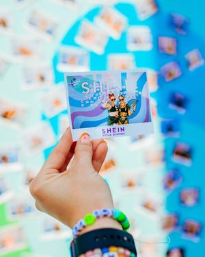 Image post by @shein_us on Instagram