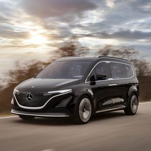 Image post by @mercedesbenz on Instagram