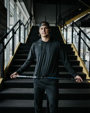 Image post by @warroadhockeyco on Instagram