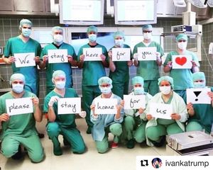 Image post by @laraleatrump on Instagram