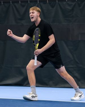 Image post by @elonmtennis on Instagram
