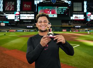 Image post by @losdbacks on Instagram