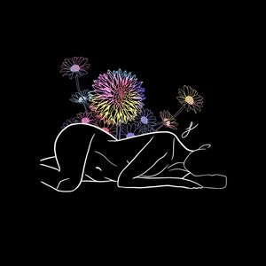 Image post by @lisamaecreative on Instagram