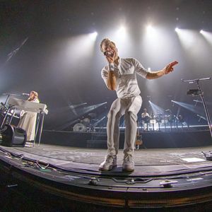 Image post by @theschott on Instagram