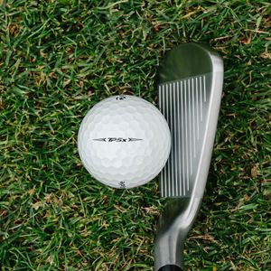 Image post by @taylormade_golf_japan on Instagram