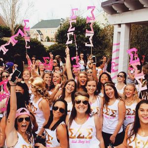 Image post by @elontrisigma on Instagram