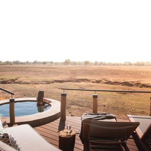 Image post by @chiawasafaris on Instagram