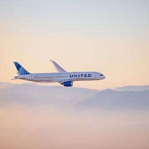 Image post by @united on Instagram