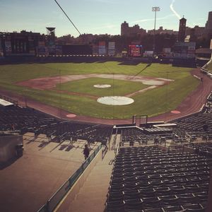 Image post by @rocredwings on Instagram