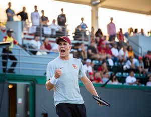 Image post by @uscmenstennis on Instagram