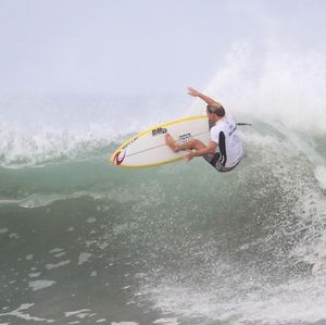 Image post by @wsl.qs on Instagram