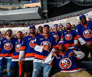 Image post by @nyislanders on Instagram