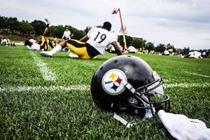 Image post by @lossteelers on Instagram