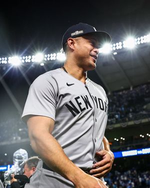 Image post by @Yankees on Twitter