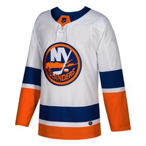 Image post by @nyislanders on Instagram
