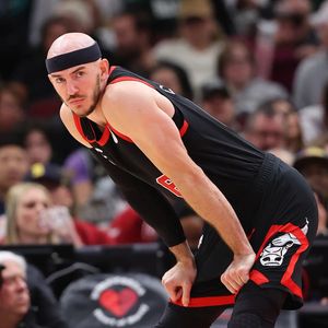 Image post by @hoopmag on Instagram