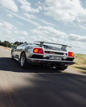Image post by @bonhamscars on Instagram