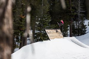 Image post by @sierra_at_tahoe on Instagram