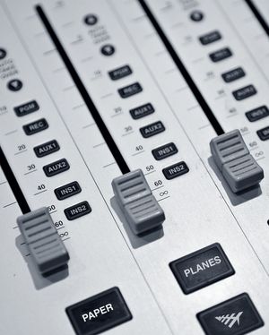 Image post by @planes on Instagram