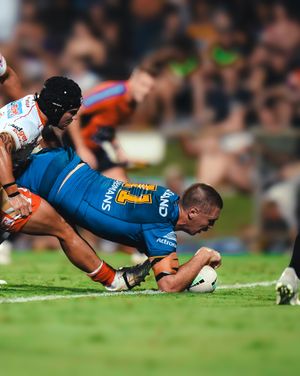 Image post by @theparraeels on Instagram