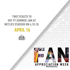 Image post by @metlifestadium on Instagram