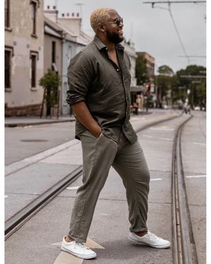 Image post by @johnnybiggusa on Instagram