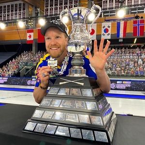 Image post by @worldcurling on Instagram