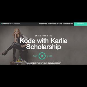 Image post by @karliekloss on Instagram