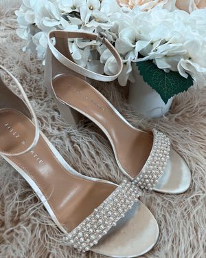 Image post by @dsw on Instagram