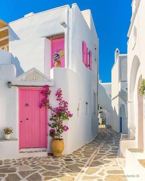 Image post by @travelgardi on Instagram